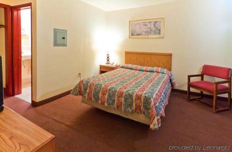 Budget Inn And Suites Mount Ephraim Room photo